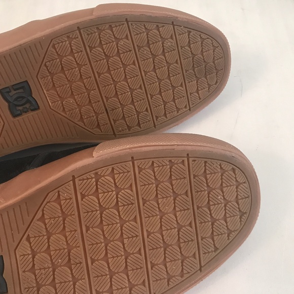 DC black suede skateboard shoes - Picture 13 of 16